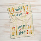 Linge à Vaisselle - Écriture Life is better by the lake , pagais