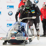 Autruches Portées Par l'Olympienne Autrichienne Kati Beierl Austrian Bobsledding Olympian