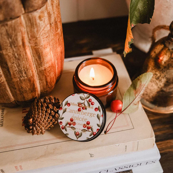 MIMI & AUGUST Bougie 2oz - Canneberge Épicée