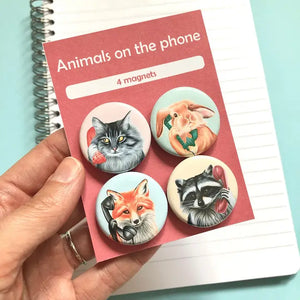 Amelie Legault-Lot de 4 aimant a Frigo Animaux au telephone