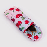 Baggu - Housse À Lunettes Puffy Glasses Sleeve - Cherries Cerises - Ouverte
