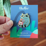 Elaillce - Épinglette Raton Sirop - Support