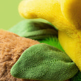 Jellycat - Peluche Ours en jonquille Bartholomew Daffodill Outfit - BARM2FL - Détails Sur Fond Jaune