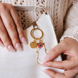 Mimi_August-Porte-clesChatFleuri-Sac