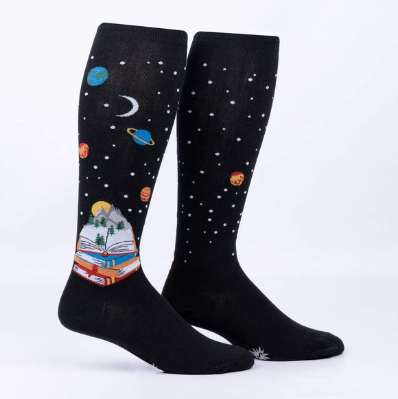 Sock It To Me Bas Genoux Étirable Take a Look, It's In a Book Knee High Stretchy Socks