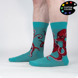 Sock It To Me Bas à mi-hauteur ''The Octive Reader'' Pour Hommes Pieuvre Rouge Fond Bleu