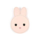 Lapin rose vu de face